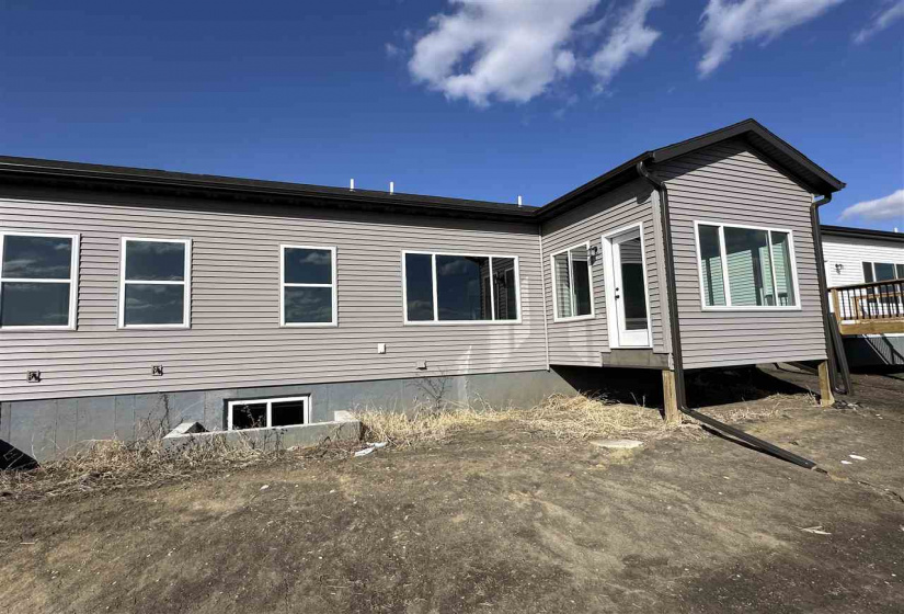 925 Eisenhower Blvd, North Liberty, 52317, 5 Bedrooms Bedrooms, ,3 BathroomsBathrooms,Single Family/acreage,For Sale,925 Eisenhower Blvd,202406554