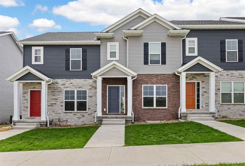 628 Catherine Dr, Tiffin, 52340, 3 Bedrooms Bedrooms, ,4 BathroomsBathrooms,Single Family/acreage,For Sale,628 Catherine Dr,202501253