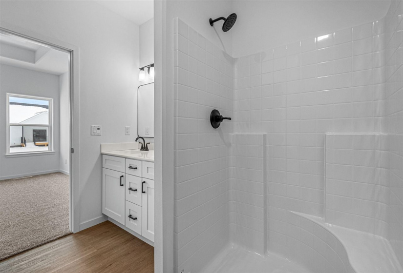 945 Eisenhower Blvd, North Liberty, 52317, 2 Bedrooms Bedrooms, ,2 BathroomsBathrooms,Single Family/acreage,For Sale,945 Eisenhower Blvd,202501287