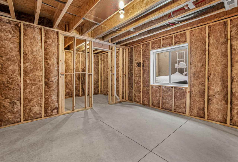 945 Eisenhower Blvd, North Liberty, 52317, 2 Bedrooms Bedrooms, ,2 BathroomsBathrooms,Single Family/acreage,For Sale,945 Eisenhower Blvd,202501287