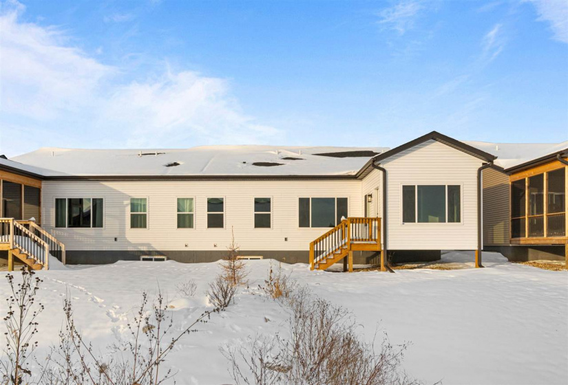 945 Eisenhower Blvd, North Liberty, 52317, 2 Bedrooms Bedrooms, ,2 BathroomsBathrooms,Single Family/acreage,For Sale,945 Eisenhower Blvd,202501287