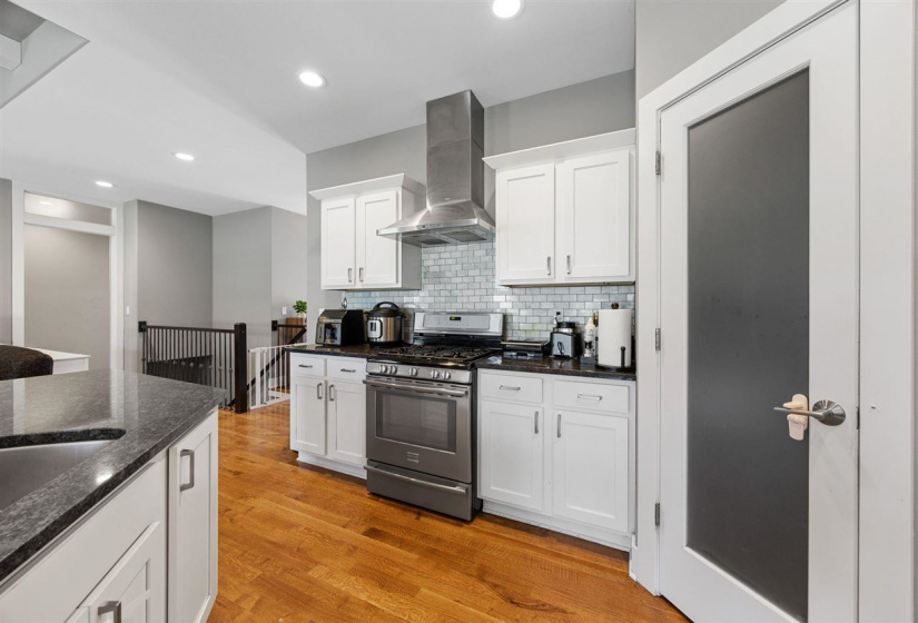 2990 High Bluff Dr, Coralville, 52241, 5 Bedrooms Bedrooms, ,3 BathroomsBathrooms,Single Family/acreage,For Sale,2990 High Bluff Dr,202502376