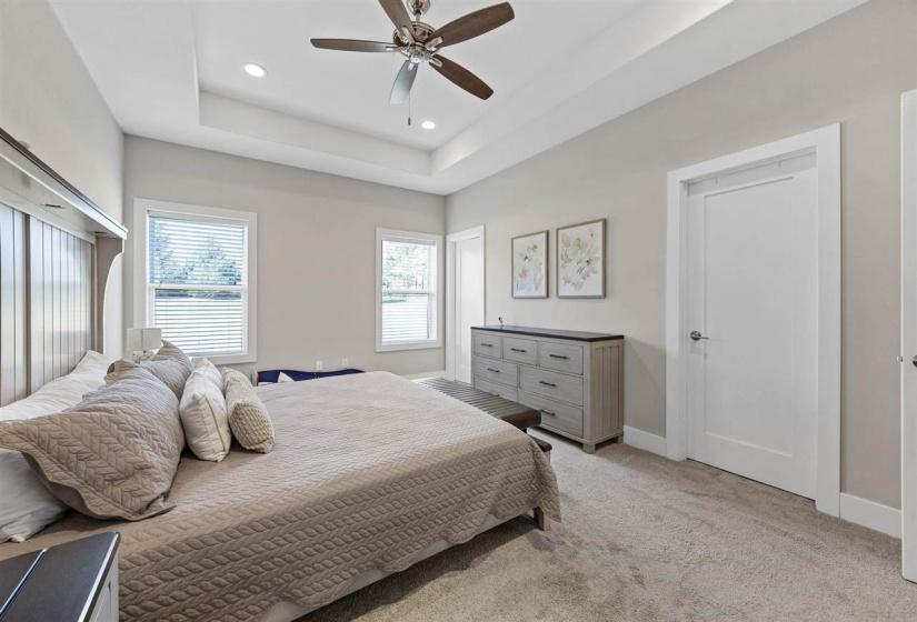 2990 High Bluff Dr, Coralville, 52241, 5 Bedrooms Bedrooms, ,3 BathroomsBathrooms,Single Family/acreage,For Sale,2990 High Bluff Dr,202502376