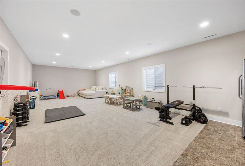 2990 High Bluff Dr, Coralville, 52241, 5 Bedrooms Bedrooms, ,3 BathroomsBathrooms,Single Family/acreage,For Sale,2990 High Bluff Dr,202502376