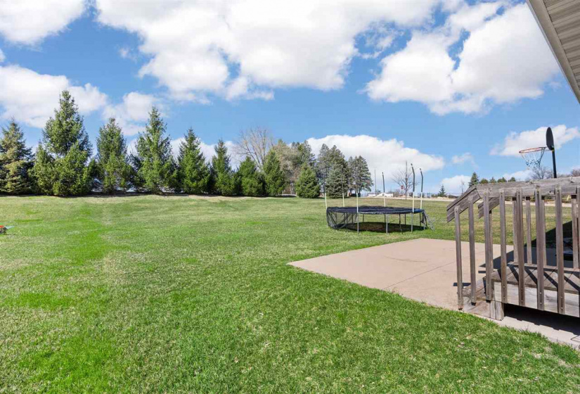2990 High Bluff Dr, Coralville, 52241, 5 Bedrooms Bedrooms, ,3 BathroomsBathrooms,Single Family/acreage,For Sale,2990 High Bluff Dr,202502376