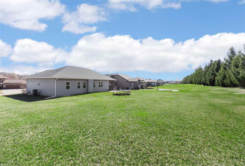 2990 High Bluff Dr, Coralville, 52241, 5 Bedrooms Bedrooms, ,3 BathroomsBathrooms,Single Family/acreage,For Sale,2990 High Bluff Dr,202502376