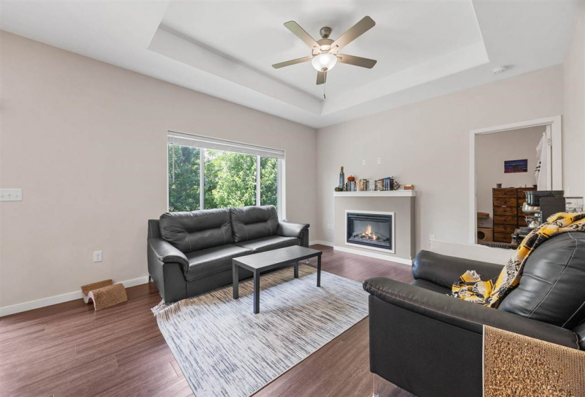 281 Danielle St, Iowa City, 52245, 4 Bedrooms Bedrooms, ,3 BathroomsBathrooms,Single Family/acreage,For Sale,281 Danielle St,202504218