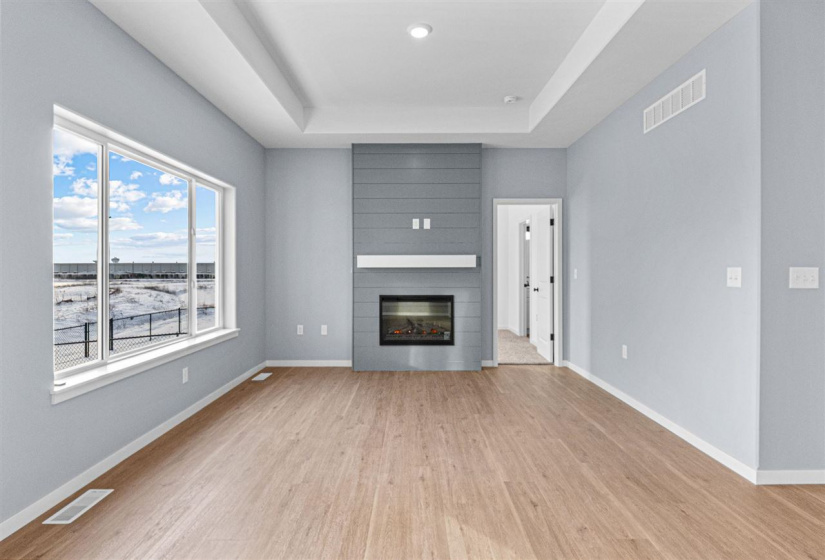 955 Eisenhower Blvd, North Liberty, 52317, 2 Bedrooms Bedrooms, ,2 BathroomsBathrooms,Single Family/acreage,For Sale,955 Eisenhower Blvd,202504524