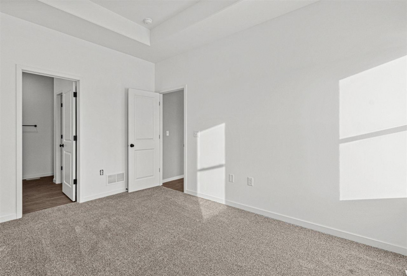 955 Eisenhower Blvd, North Liberty, 52317, 2 Bedrooms Bedrooms, ,2 BathroomsBathrooms,Single Family/acreage,For Sale,955 Eisenhower Blvd,202504524