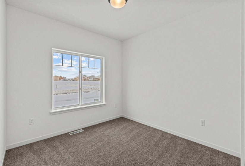 955 Eisenhower Blvd, North Liberty, 52317, 2 Bedrooms Bedrooms, ,2 BathroomsBathrooms,Single Family/acreage,For Sale,955 Eisenhower Blvd,202504524