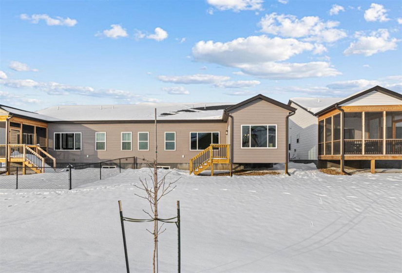 955 Eisenhower Blvd, North Liberty, 52317, 2 Bedrooms Bedrooms, ,2 BathroomsBathrooms,Single Family/acreage,For Sale,955 Eisenhower Blvd,202504524