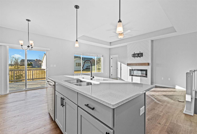 997 Thomas Cir, Tiffin, 52340, 4 Bedrooms Bedrooms, ,3 BathroomsBathrooms,Single Family/acreage,For Sale,997 Thomas Cir,202600444