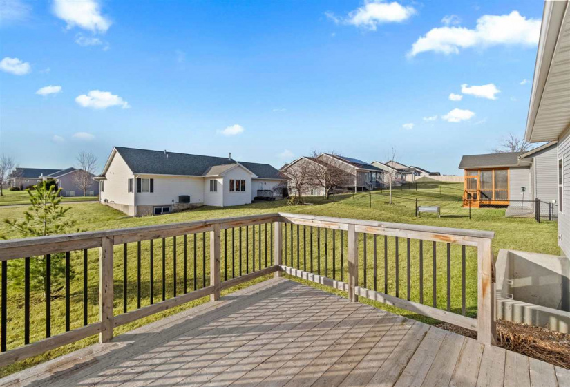 997 Thomas Cir, Tiffin, 52340, 4 Bedrooms Bedrooms, ,3 BathroomsBathrooms,Single Family/acreage,For Sale,997 Thomas Cir,202600444