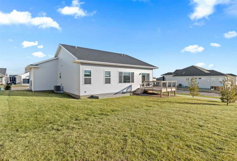 997 Thomas Cir, Tiffin, 52340, 4 Bedrooms Bedrooms, ,3 BathroomsBathrooms,Single Family/acreage,For Sale,997 Thomas Cir,202600444