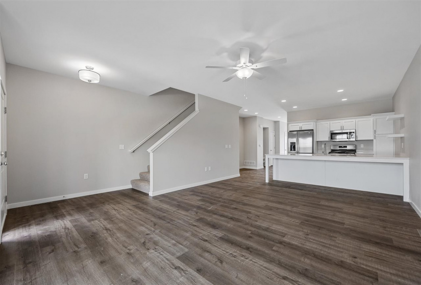 624 Catherine Dr, Tiffin, 52340, 3 Bedrooms Bedrooms, ,4 BathroomsBathrooms,Single Family/acreage,For Sale,624 Catherine Dr,202600918