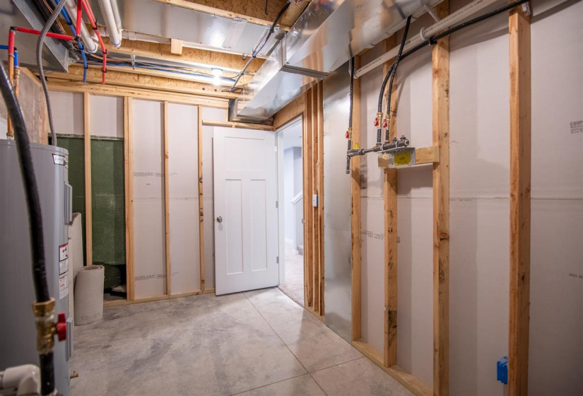 641 Catherine Dr, Tiffin, 52340, 4 Bedrooms Bedrooms, ,4 BathroomsBathrooms,Single Family/acreage,For Sale,641 Catherine Dr,202600920