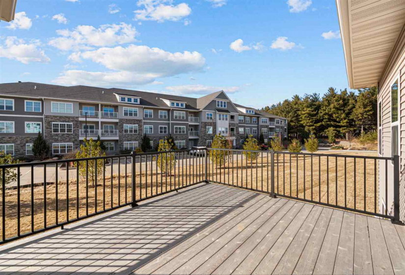 260 Pine Grove Ln, Iowa City, 52246, 4 Bedrooms Bedrooms, ,3 BathroomsBathrooms,Single Family/acreage,For Sale,260 Pine Grove Ln,202601060