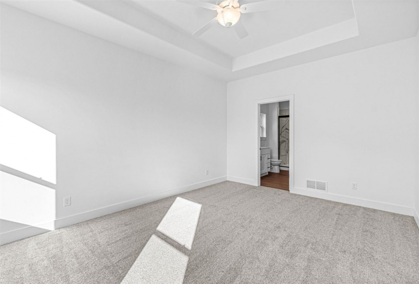 260 Pine Grove Ln, Iowa City, 52246, 4 Bedrooms Bedrooms, ,3 BathroomsBathrooms,Single Family/acreage,For Sale,260 Pine Grove Ln,202601060