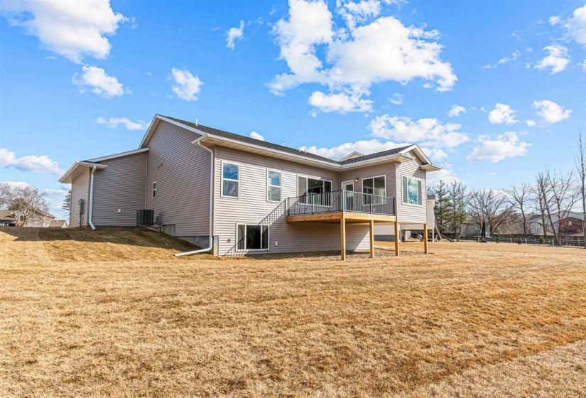 260 Pine Grove Ln, Iowa City, 52246, 4 Bedrooms Bedrooms, ,3 BathroomsBathrooms,Single Family/acreage,For Sale,260 Pine Grove Ln,202601060