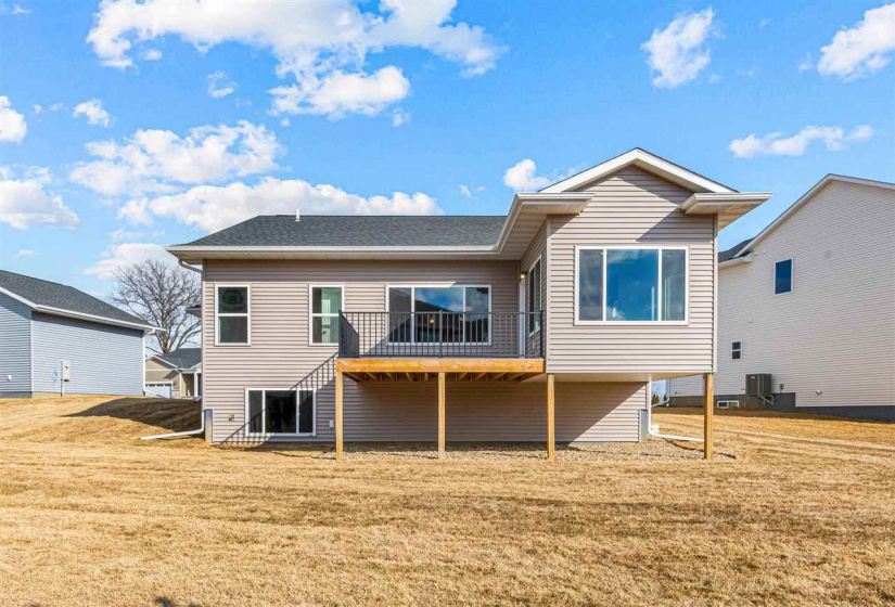 260 Pine Grove Ln, Iowa City, 52246, 4 Bedrooms Bedrooms, ,3 BathroomsBathrooms,Single Family/acreage,For Sale,260 Pine Grove Ln,202601060