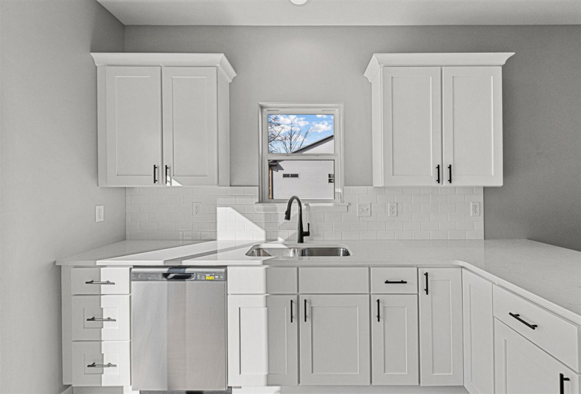 270 Pine Grove Ln, Iowa City, 52446, 5 Bedrooms Bedrooms, ,3 BathroomsBathrooms,Single Family/acreage,For Sale,270 Pine Grove Ln,202601061