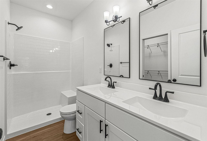 270 Pine Grove Ln, Iowa City, 52446, 5 Bedrooms Bedrooms, ,3 BathroomsBathrooms,Single Family/acreage,For Sale,270 Pine Grove Ln,202601061