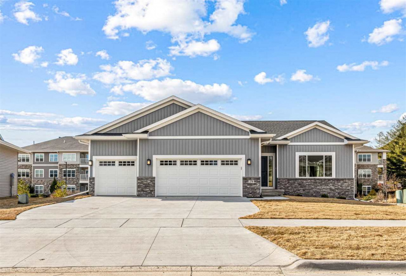 270 Pine Grove Ln, Iowa City, 52446, 5 Bedrooms Bedrooms, ,3 BathroomsBathrooms,Single Family/acreage,For Sale,270 Pine Grove Ln,202601061