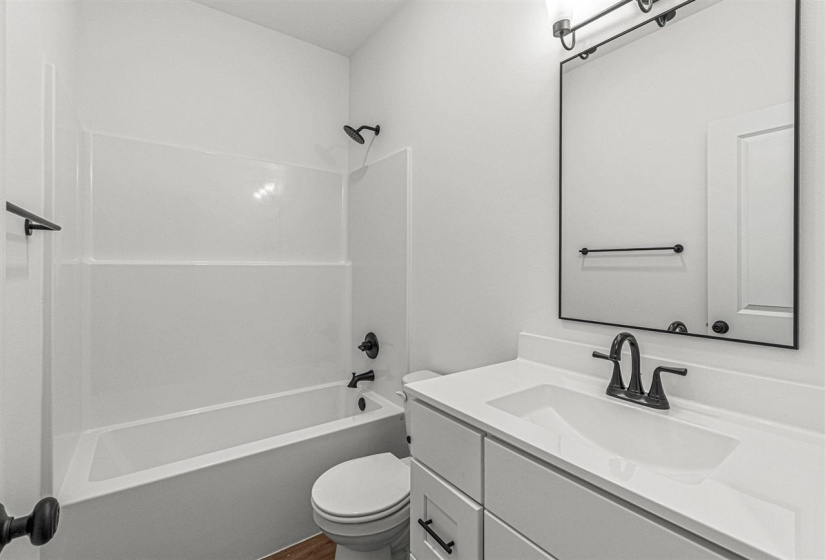 270 Pine Grove Ln, Iowa City, 52446, 5 Bedrooms Bedrooms, ,3 BathroomsBathrooms,Single Family/acreage,For Sale,270 Pine Grove Ln,202601061