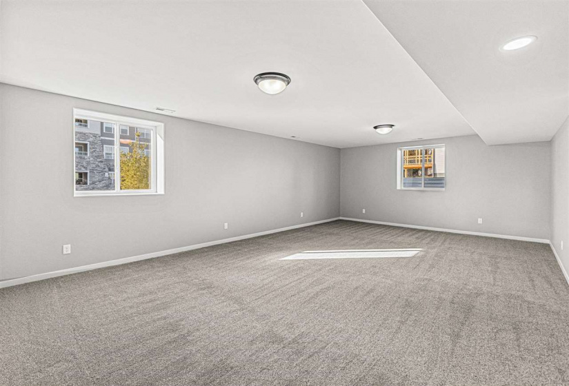 270 Pine Grove Ln, Iowa City, 52446, 5 Bedrooms Bedrooms, ,3 BathroomsBathrooms,Single Family/acreage,For Sale,270 Pine Grove Ln,202601061