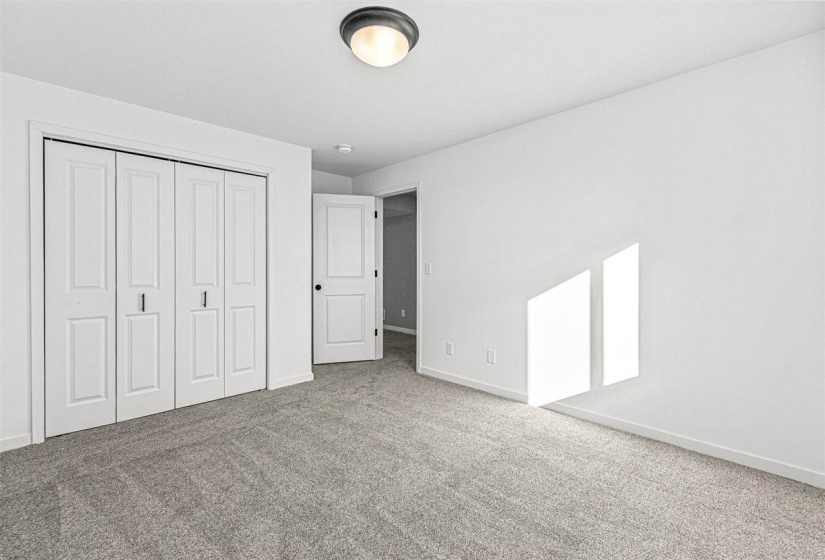 270 Pine Grove Ln, Iowa City, 52446, 5 Bedrooms Bedrooms, ,3 BathroomsBathrooms,Single Family/acreage,For Sale,270 Pine Grove Ln,202601061