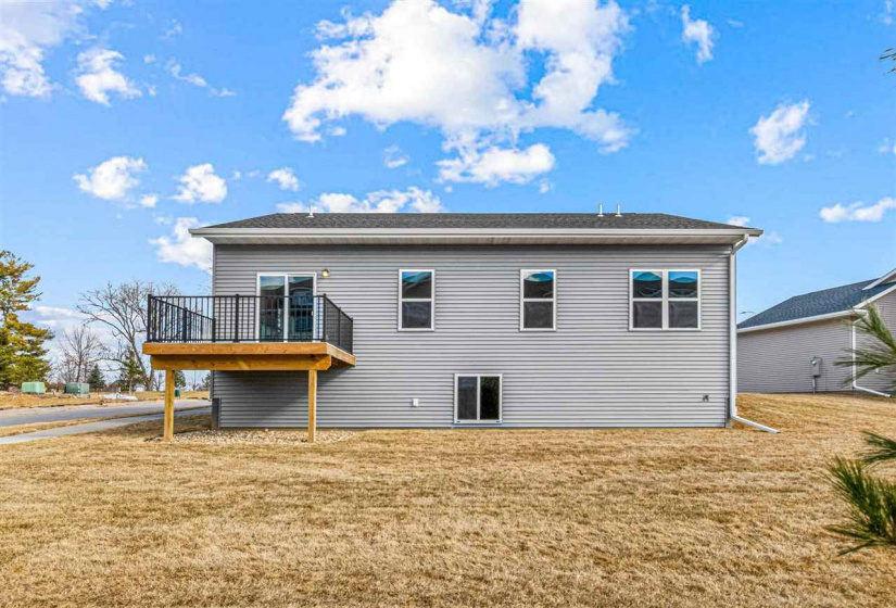 270 Pine Grove Ln, Iowa City, 52446, 5 Bedrooms Bedrooms, ,3 BathroomsBathrooms,Single Family/acreage,For Sale,270 Pine Grove Ln,202601061