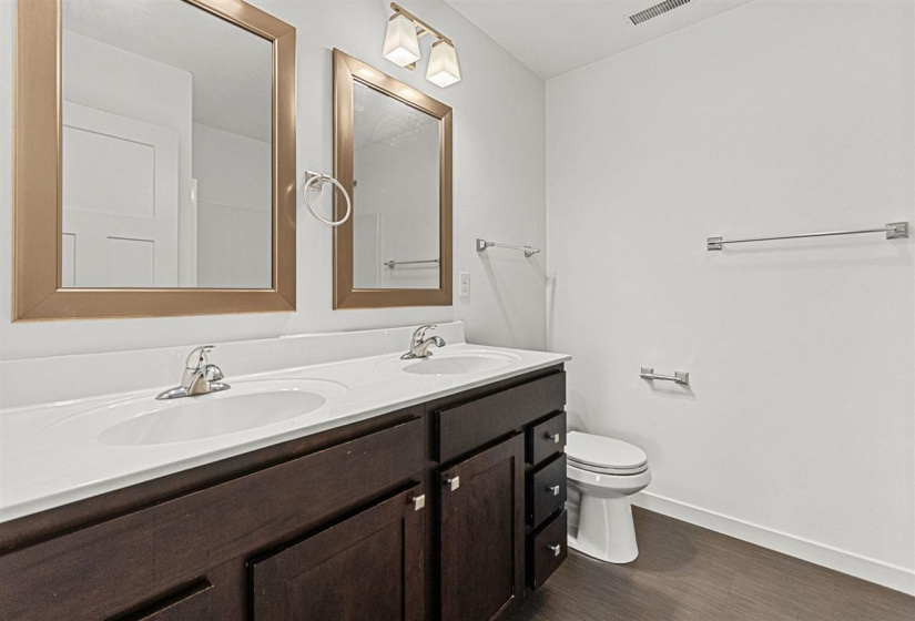 4007 Lillian St, Iowa City, 52245, 4 Bedrooms Bedrooms, ,4 BathroomsBathrooms,Single Family/acreage,For Sale,4007 Lillian St,202601300