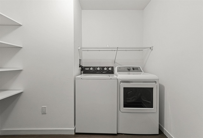 4007 Lillian St, Iowa City, 52245, 4 Bedrooms Bedrooms, ,4 BathroomsBathrooms,Single Family/acreage,For Sale,4007 Lillian St,202601300