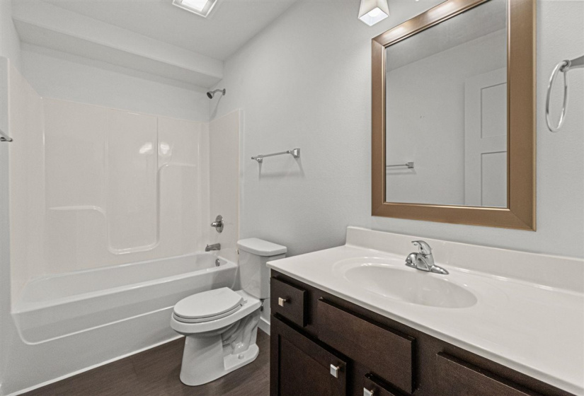 4007 Lillian St, Iowa City, 52245, 4 Bedrooms Bedrooms, ,4 BathroomsBathrooms,Single Family/acreage,For Sale,4007 Lillian St,202601300