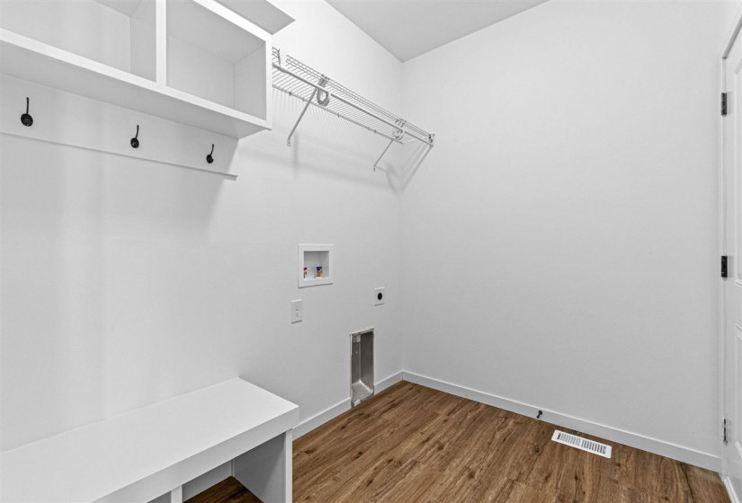 1210 Priscilla Ct, North Liberty, 52317, 5 Bedrooms Bedrooms, ,3 BathroomsBathrooms,Single Family/acreage,For Sale,1210 Priscilla Ct,202601307