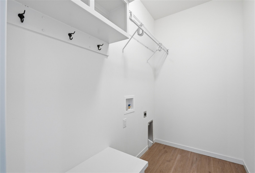 945 Eisenhower Blvd, North Liberty, 52317, 4 Bedrooms Bedrooms, ,3 BathroomsBathrooms,Single Family/acreage,For Sale,945 Eisenhower Blvd,202601854