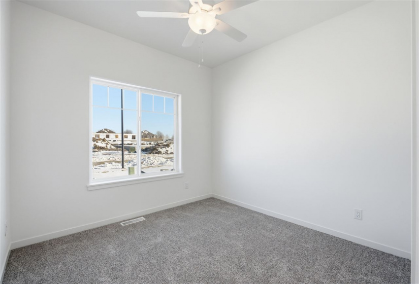 945 Eisenhower Blvd, North Liberty, 52317, 4 Bedrooms Bedrooms, ,3 BathroomsBathrooms,Single Family/acreage,For Sale,945 Eisenhower Blvd,202601854