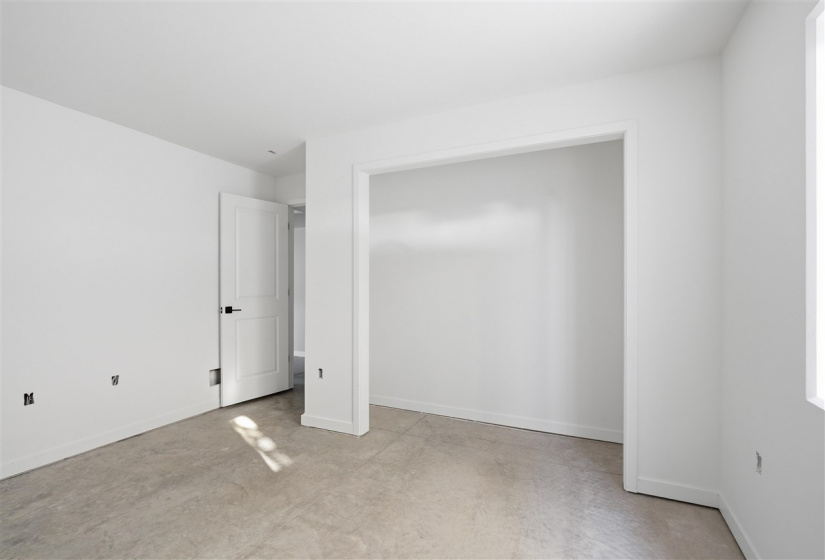 945 Eisenhower Blvd, North Liberty, 52317, 4 Bedrooms Bedrooms, ,3 BathroomsBathrooms,Single Family/acreage,For Sale,945 Eisenhower Blvd,202601854