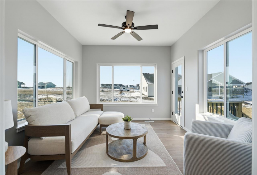 945 Eisenhower Blvd, North Liberty, 52317, 4 Bedrooms Bedrooms, ,3 BathroomsBathrooms,Single Family/acreage,For Sale,945 Eisenhower Blvd,202601854