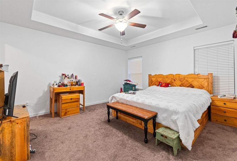 323 Sunset Pl, North Liberty, 52317, 3 Bedrooms Bedrooms, ,3 BathroomsBathrooms,Single Family/acreage,For Sale,323 Sunset Pl,202603174