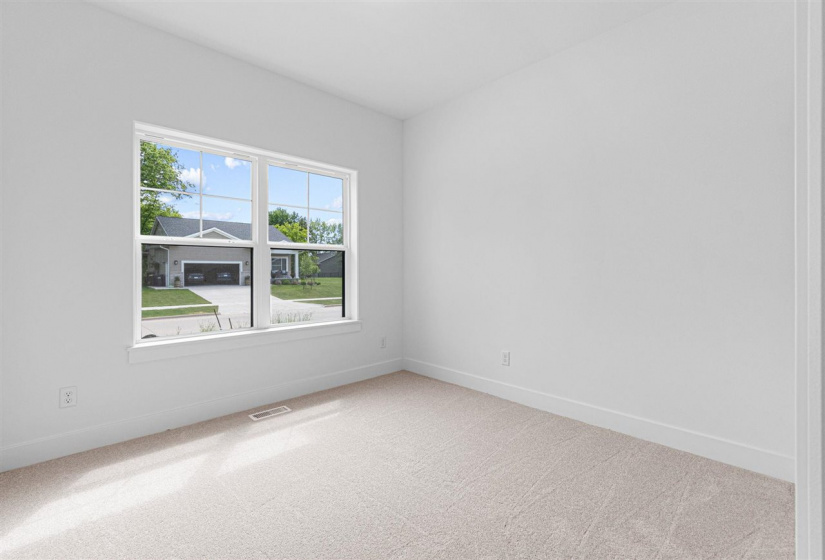 284 Pine Grove Ln, Iowa City, 52246, 5 Bedrooms Bedrooms, ,3 BathroomsBathrooms,Single Family/acreage,For Sale,284 Pine Grove Ln,202605569