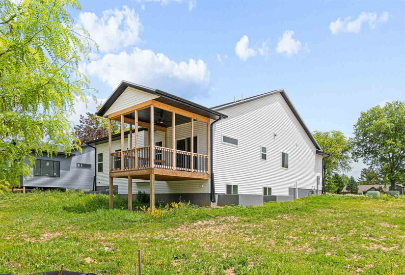 284 Pine Grove Ln, Iowa City, 52246, 5 Bedrooms Bedrooms, ,3 BathroomsBathrooms,Single Family/acreage,For Sale,284 Pine Grove Ln,202605569